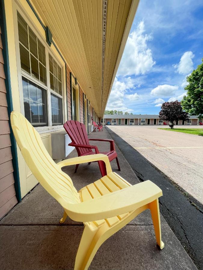 Silverwood Motel Cavendish Exterior foto